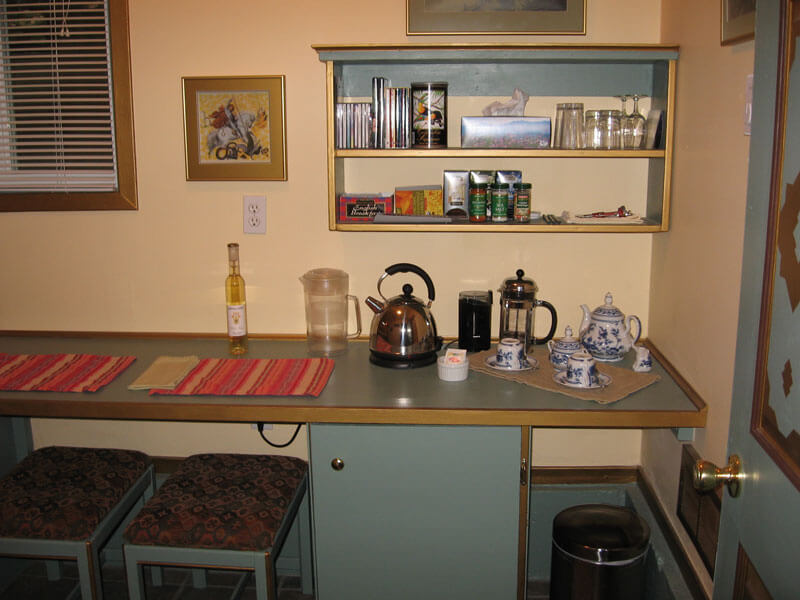 The Bistro, set for morning